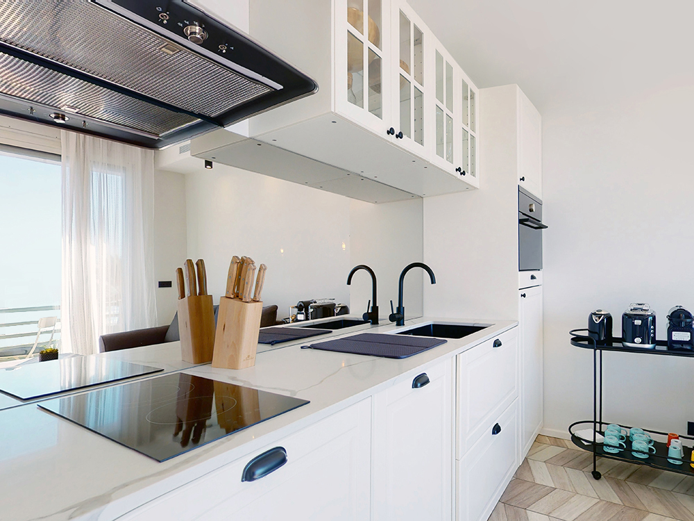 301.Kitchen